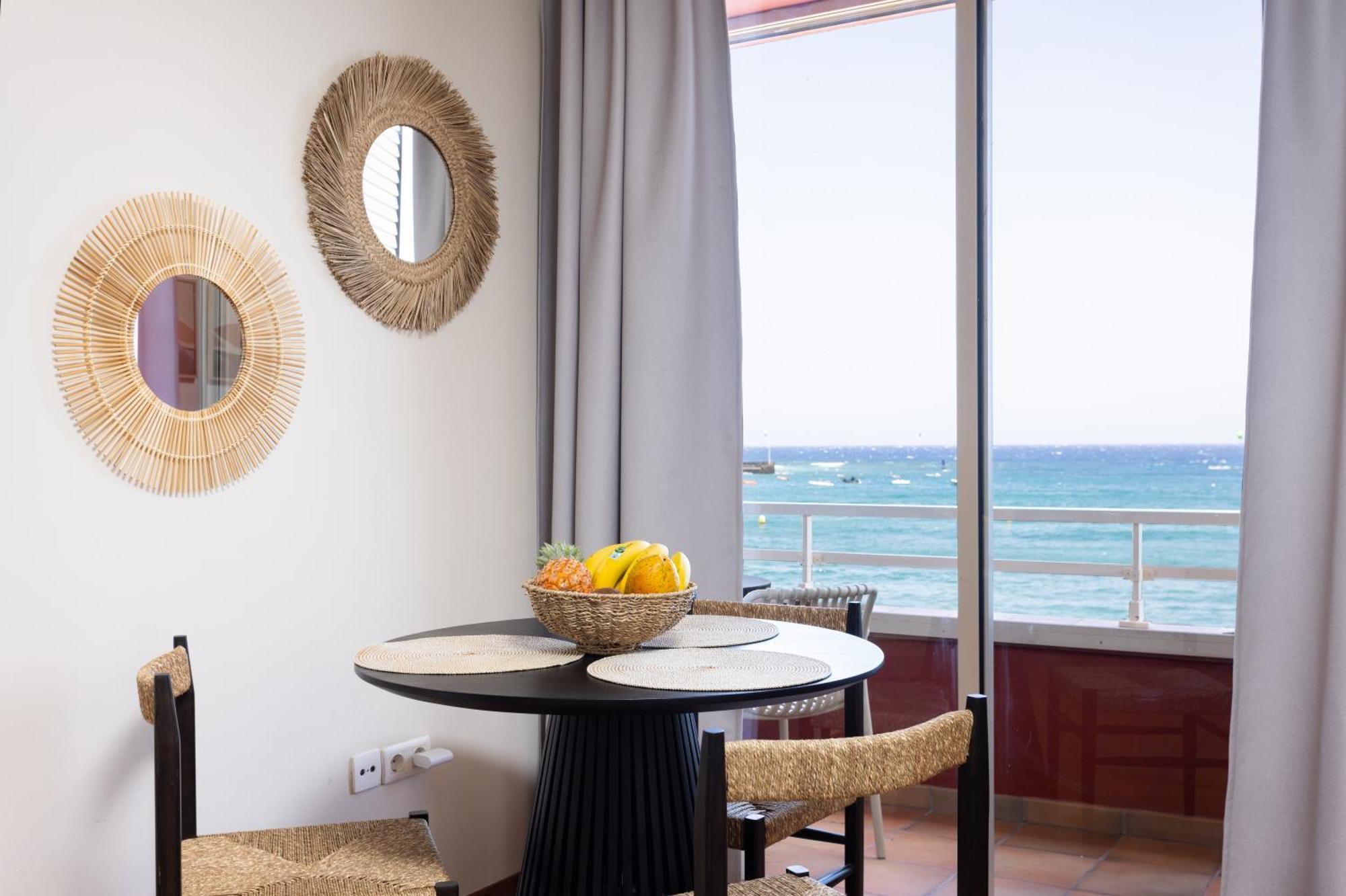 Amazing Beachfront Property Casa Corina I El Médano Екстериор снимка